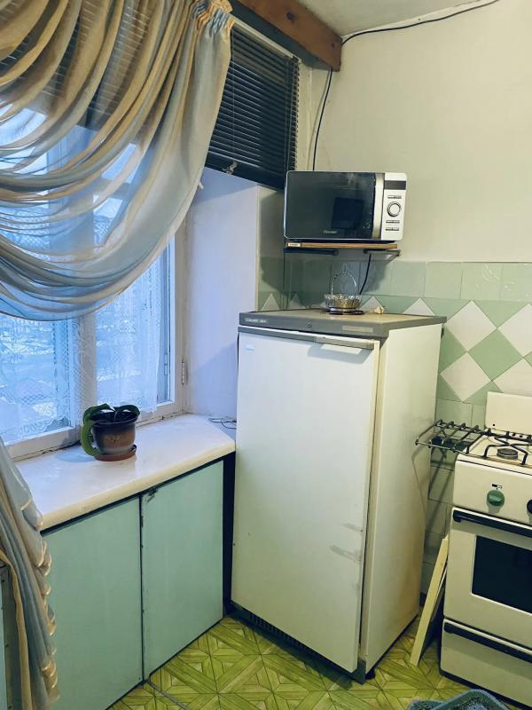 Продается 2х-комнатная квартира в развитом районе города на остановке "Новотроицк" в тепло - Новотроицк