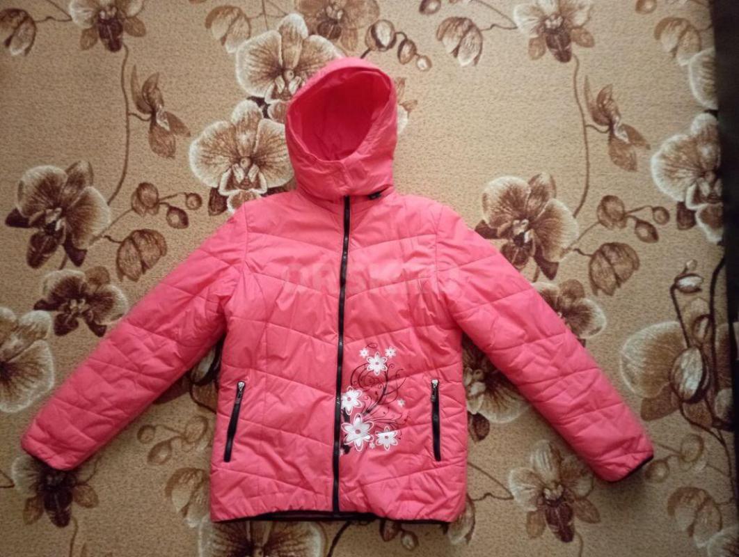 Костюмы р.48,50,52, свитера р.46, все вещи в отличном состоянии, ватные штаны р.52-54 - все по 200 р - Орск