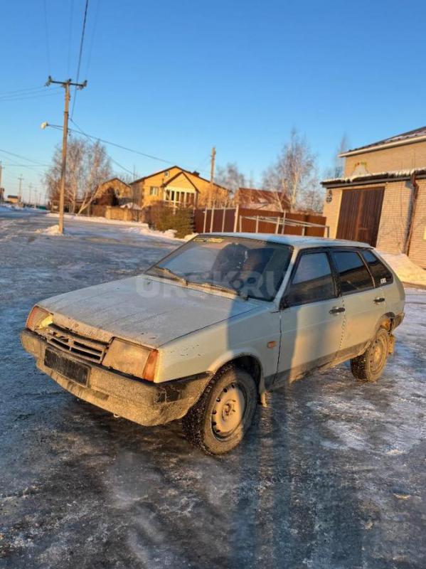 Продам ВАЗ 2109 2002 года (карбюратор), автомобиль на ходу, снята с учёта. - Орск