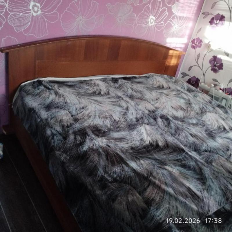 Продам спальный гарнитур ,,в хорошем состояний ,можно по отдельности - Орск