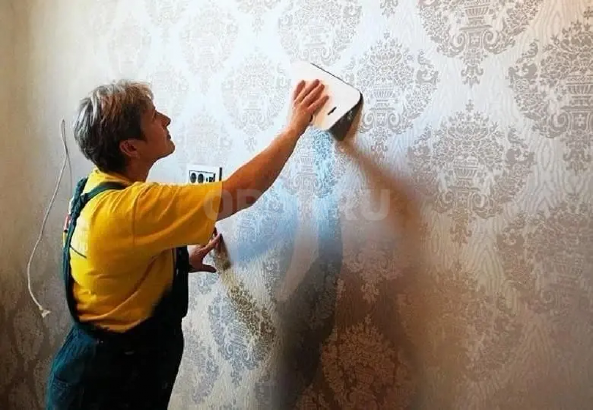 Укладка ламината, кварцвинила, линолеума,кафель, шпаклевка,обои, монтаж кровли от 600 рублей. - Орск