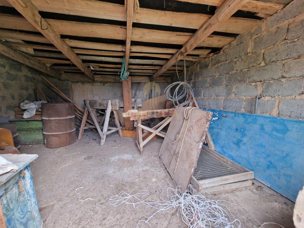 Продаётся дом с земельным участком, всё в собственности, по документам квартира ,общей площадью 75,9 - Краснохолм