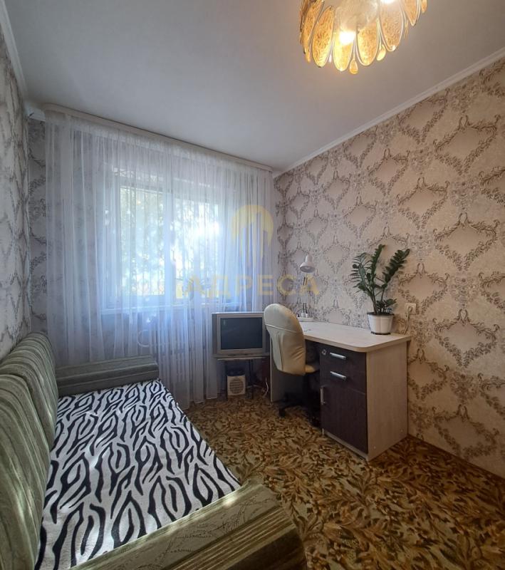 Объявление: [изменить]Продаётся двухкомнатная квартира в спокойном спальном районе с развитой инфрас - Оренбург