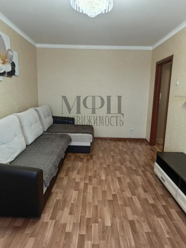 Предлагается к продаже просторная 2-комнатная квартира с улучшенной планировкой, расположенная в тих - Орск