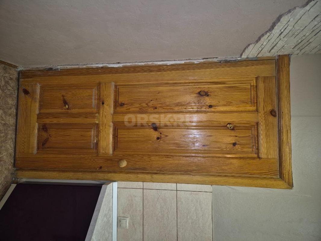 Продам деревянные двери б/у с обналичниками, ручками в отличном состоянии. 60×200-1шт.,80×200-2шт. - Орск