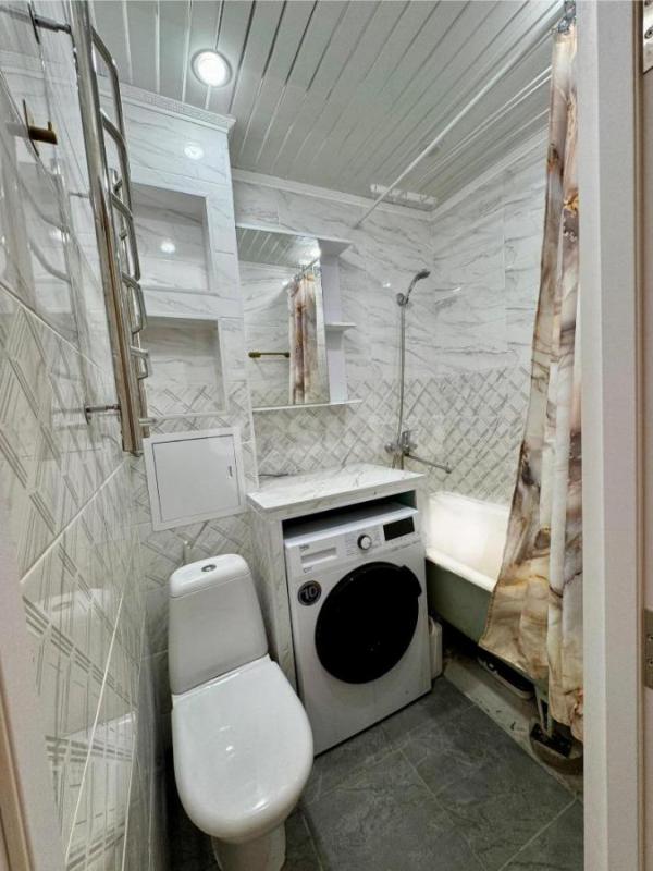 Продается уютная трехкомнатная квартира на первом этаже. - Орск