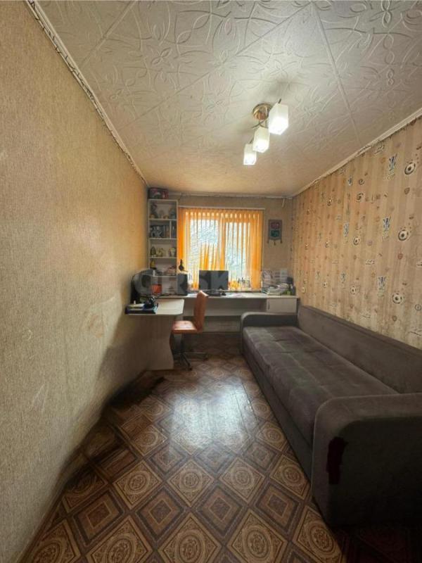 Продается уютная трехкомнатная квартира на первом этаже. - Орск