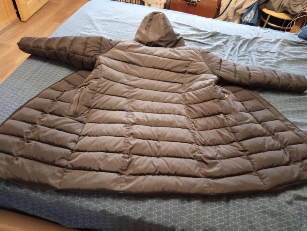 Продам дешево зимние, осенние куртки 42-48 размер. - Орск