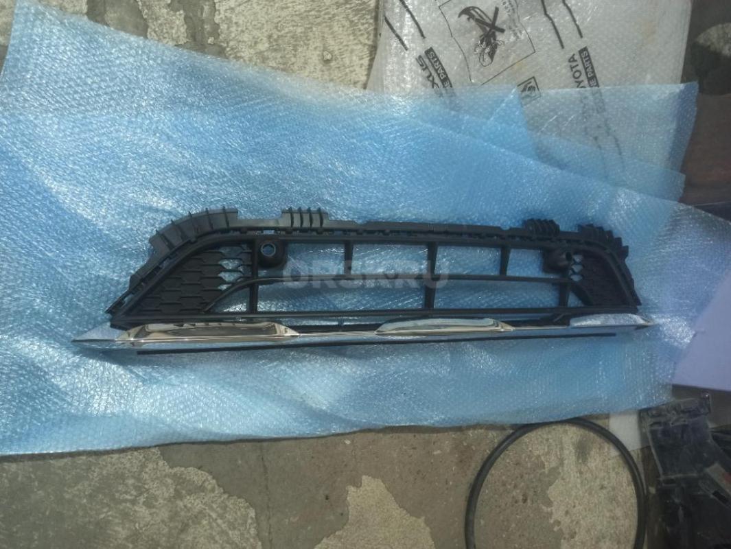 нижняя решетка на мерседес GLB Class  X 247 - Орск