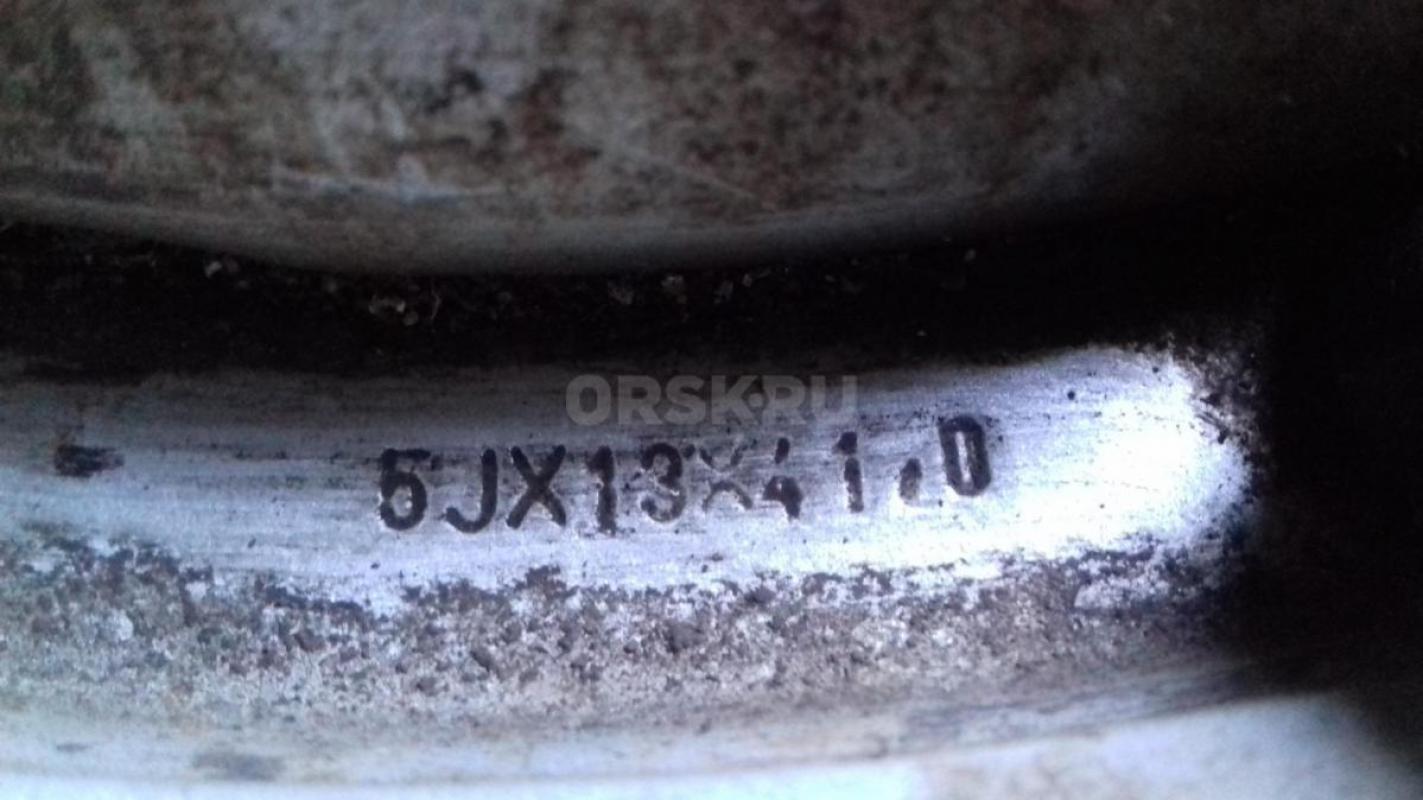 Продам штампованные диски 13" х41,0 .(остались от старого Форда Сиерра)  . - Орск