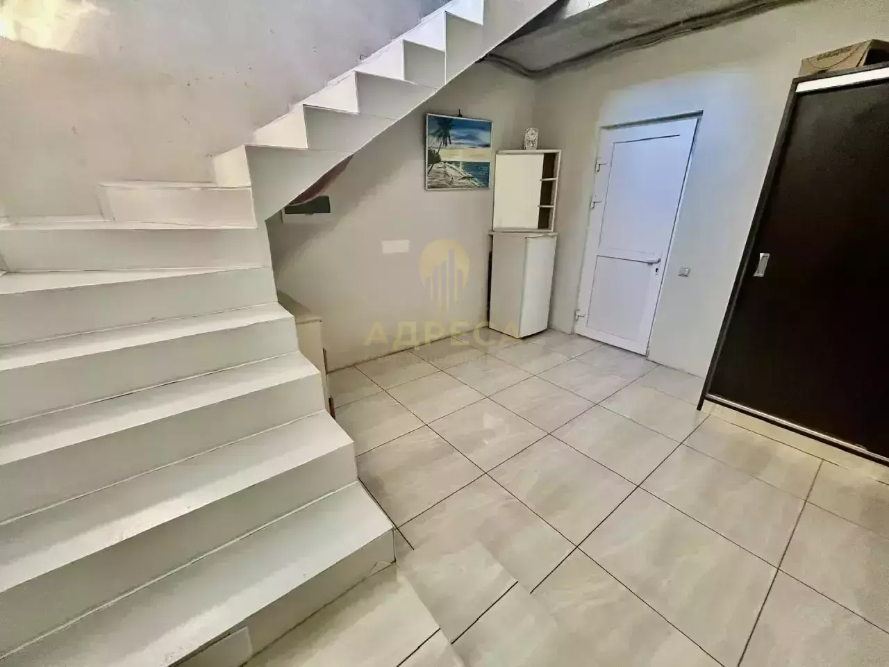 Продается шикарный двухэтажный дом  мансардного типа. - Оренбург