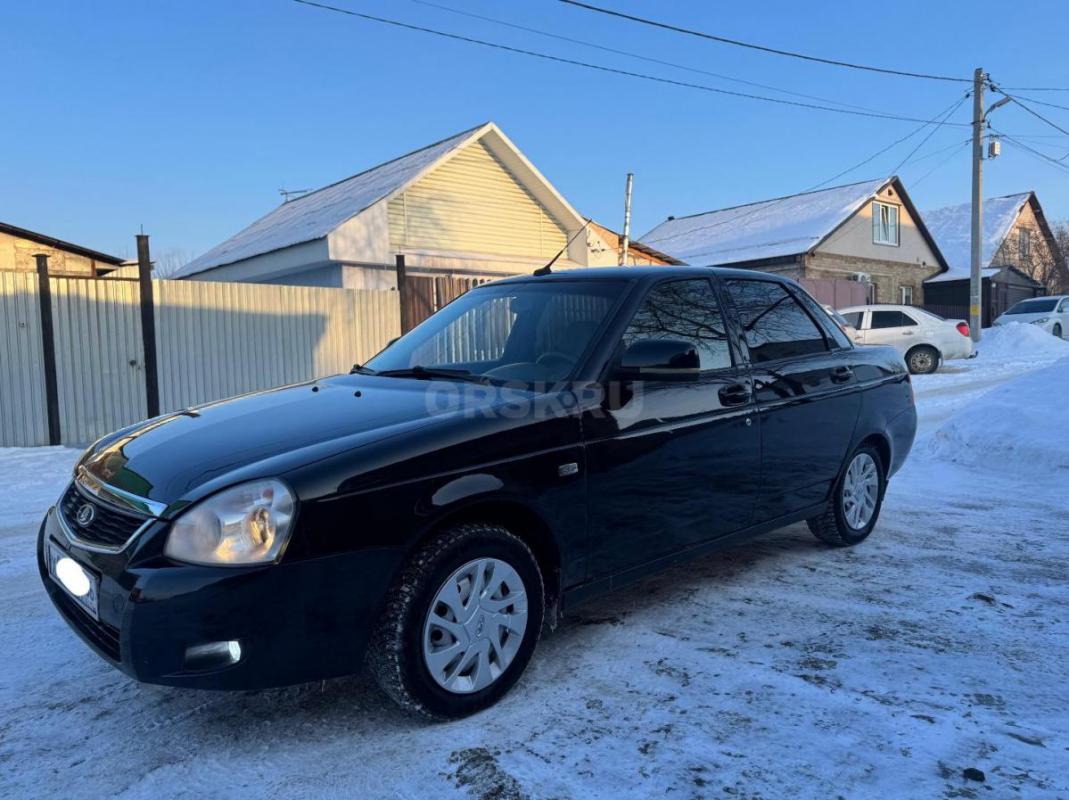 Продам приору 2013 год в хорошей комплектации кондиционер навигация музыка
хорошая, автозапуск, тех - Орск