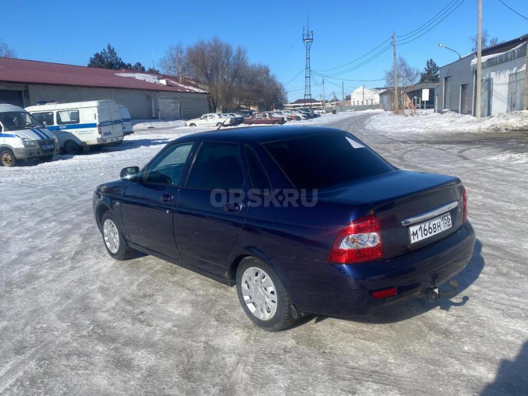 Продам состояние по технике хорошее, много чего сделано по мотору, ходовой, дно целое, по кузову ест - Орск