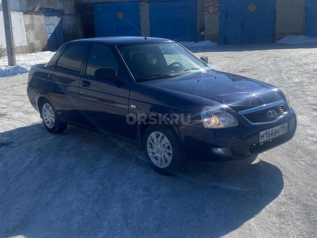 Продам состояние по технике хорошее, много чего сделано по мотору, ходовой, дно целое, по кузову ест - Орск