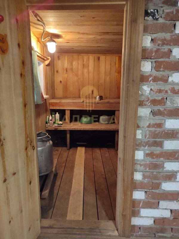 Продается дом в живописном уголке Сакмарского района!🏡 Местоположение: Село Дворики 📏 Площадь дома: - Дворики