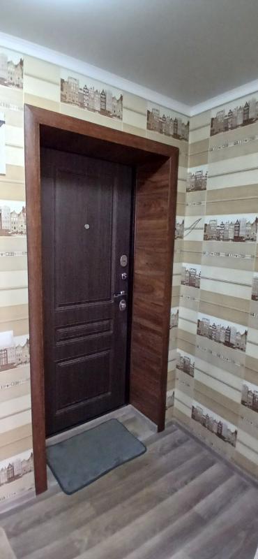 Продаётся однокомнатная квартира на привлекательном этаже г. - Новотроицк