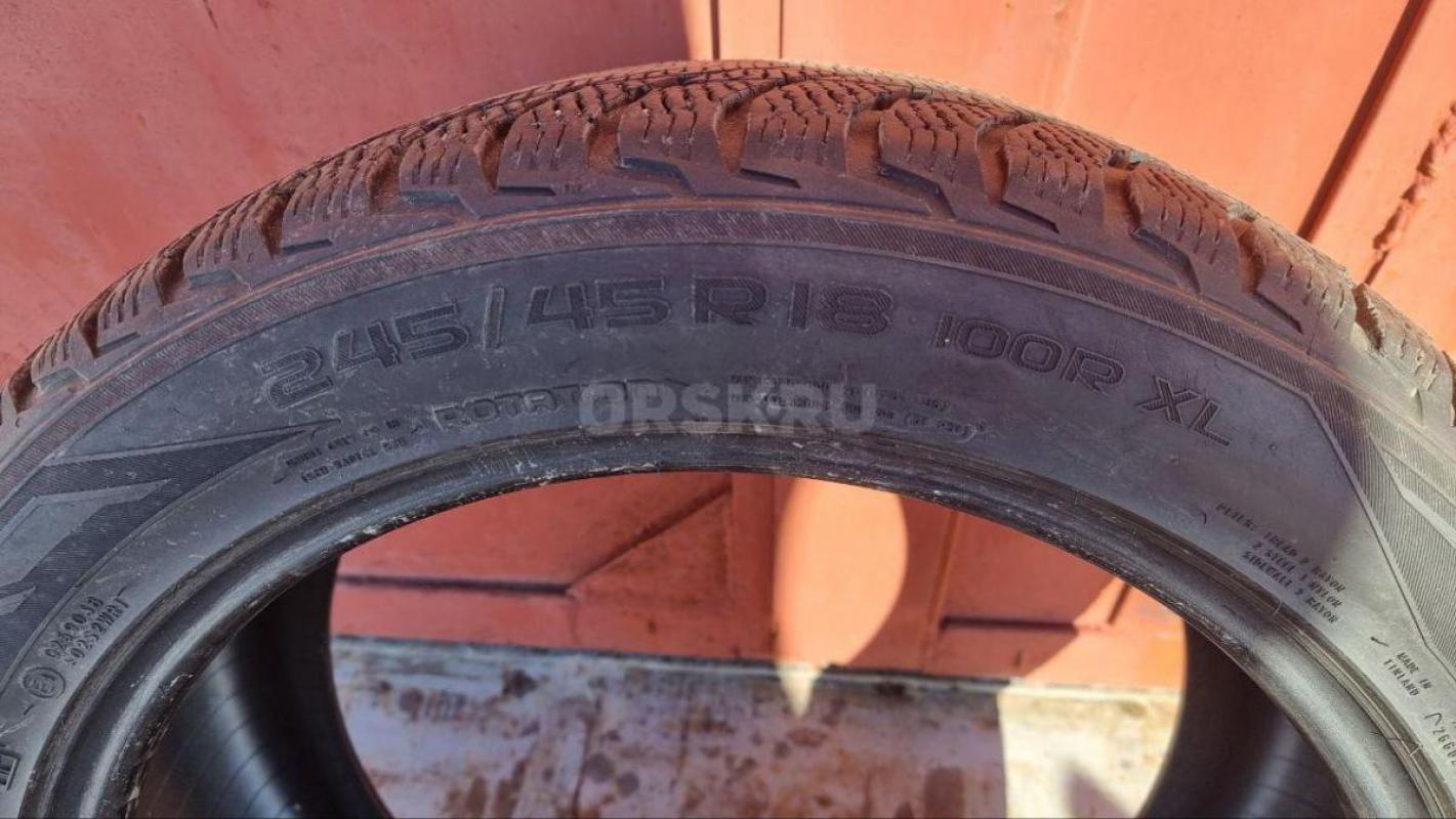 Продам зимнюю резину 4 шт , липучка Nokian Hakkapelitta R2. - Орск