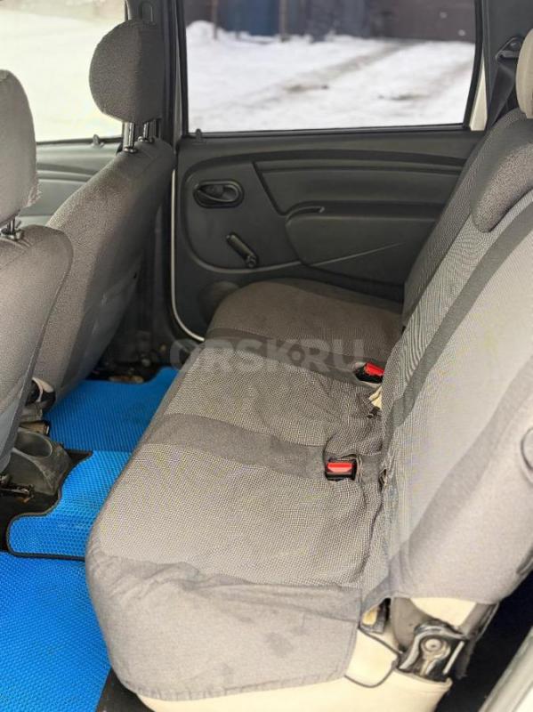 Пробег 174000. 2017 год, подогревы сидений, кондиционер, 7 мест. 3 собственника (по факту два). - Орск