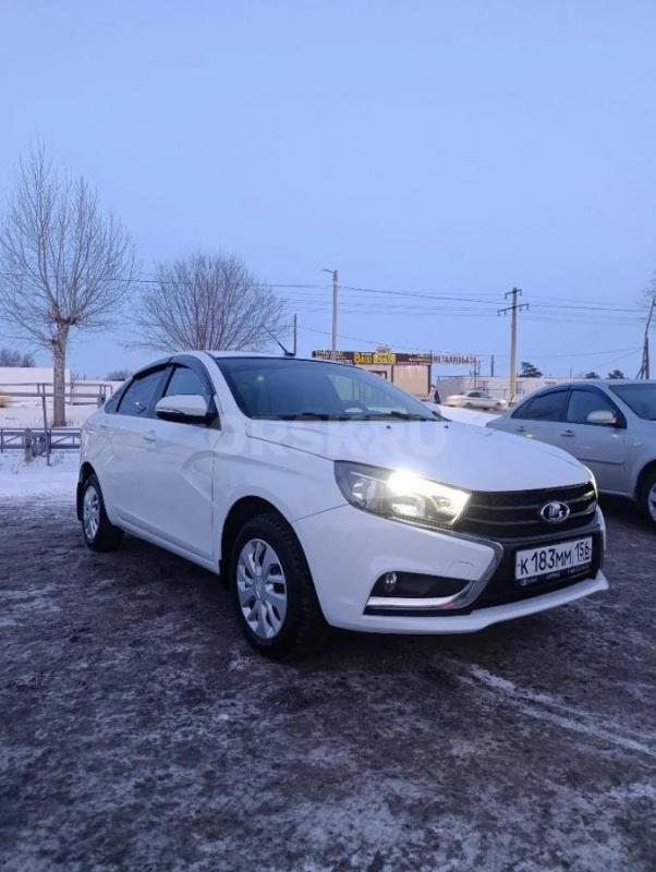 Продам семейный автомобиль Лада Веста (седан), 2020г. - Орск