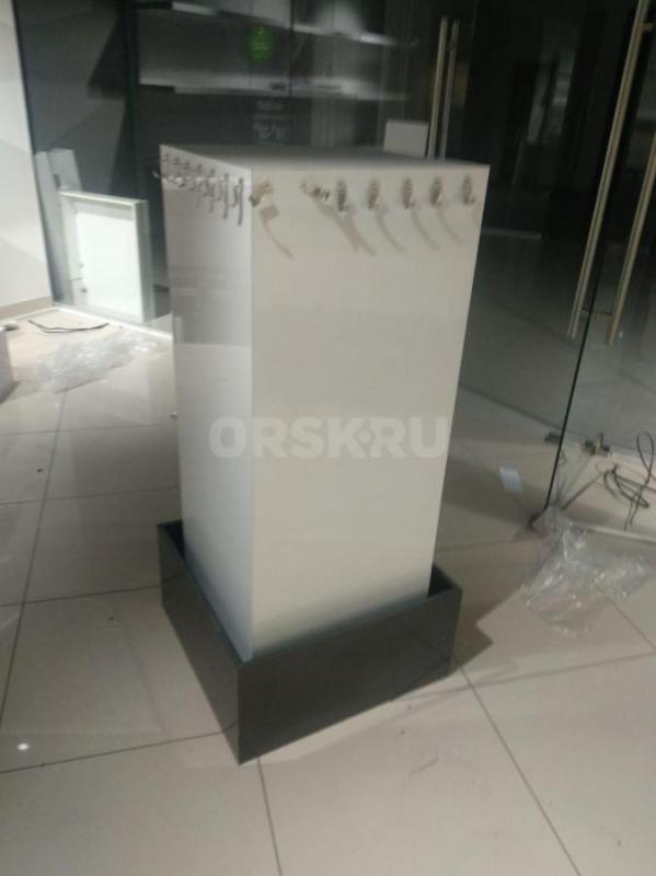 Продам стелажи тумбочки рецепшен - Орск