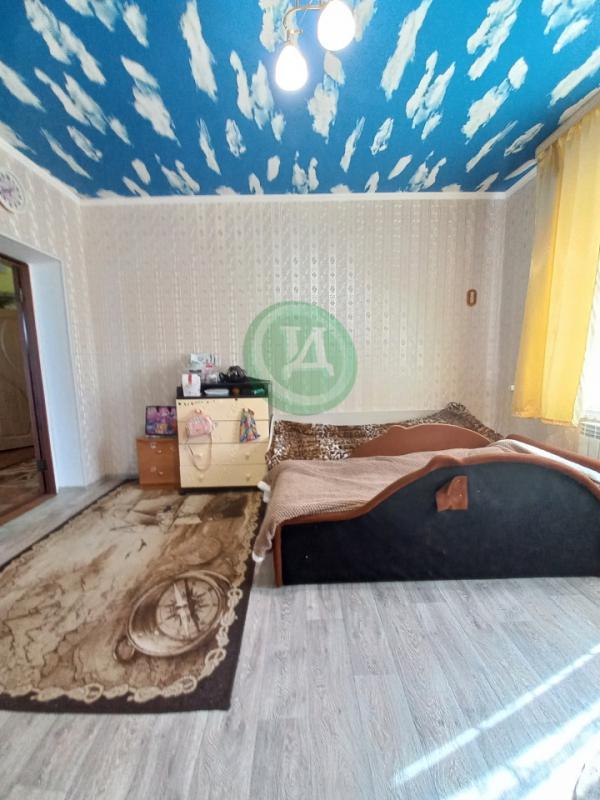 Продается уютный, двух этажный дом по ул. - Орск