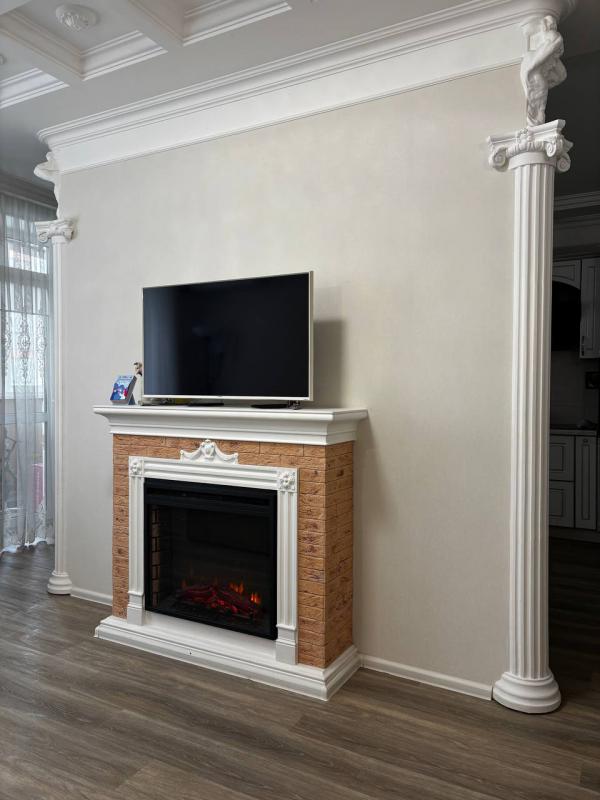 Шикapнaя тpeхкомнaтная квартирa в центpе гoрода! - Оренбург