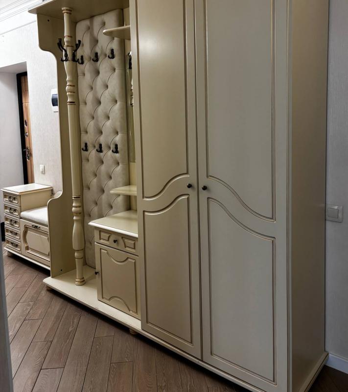 Шикapнaя тpeхкомнaтная квартирa в центpе гoрода! - Оренбург