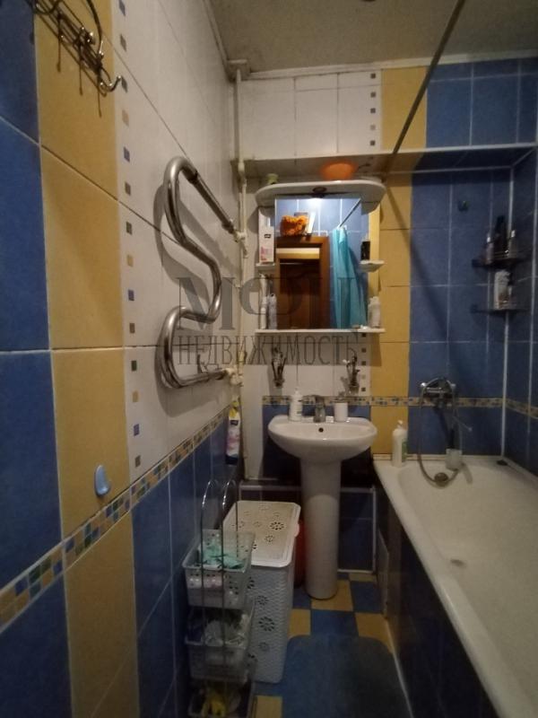 Предлагается к продаже отличная теплая и уютная 3-х комнатная квартира старого типа общей площадью 6 - Орск