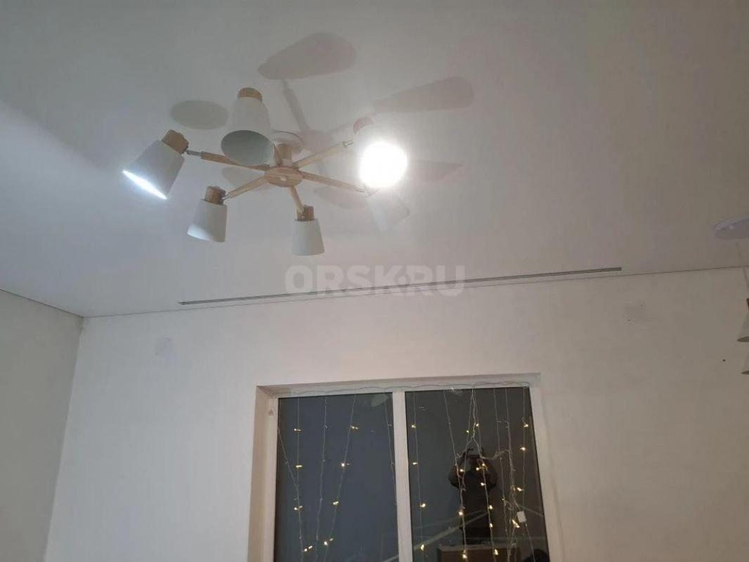 Профессионалы установка натяжных потолков от компании. - Орск