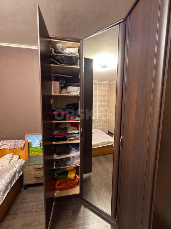 Продам угловой шкаф фирмы «Дядьково» в хорошем состоянии, без сколов и трещин! - Орск