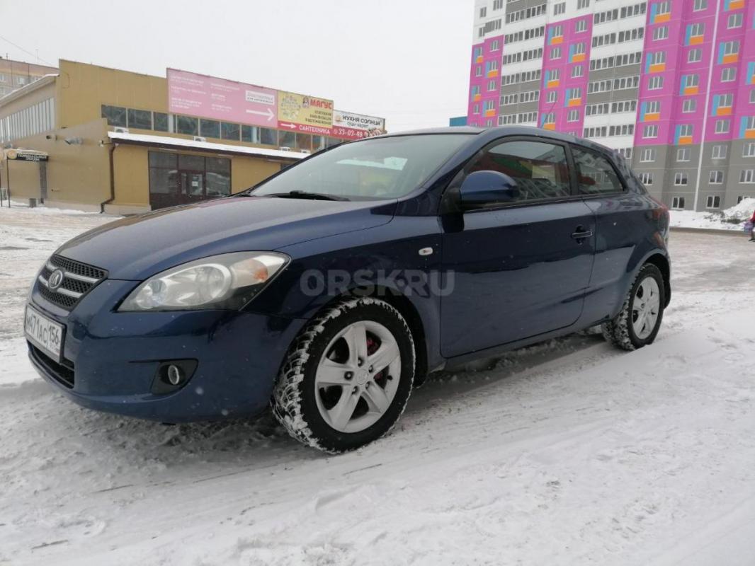 Продам Kia ceed купе в красивом цвете в отличном состоянии полностью обслужен от и до. - Орск