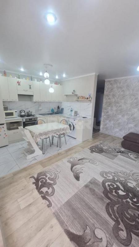 Продается прекрасная 3-х комнатная квартира по адресу: ул. - Новотроицк