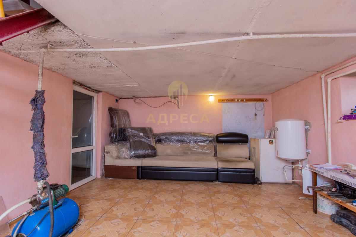 В продаже двухэтажный ДОМ 248м Площадь участка 13 сотУдобная транспортная развязка, магазины,аптеки - Оренбург