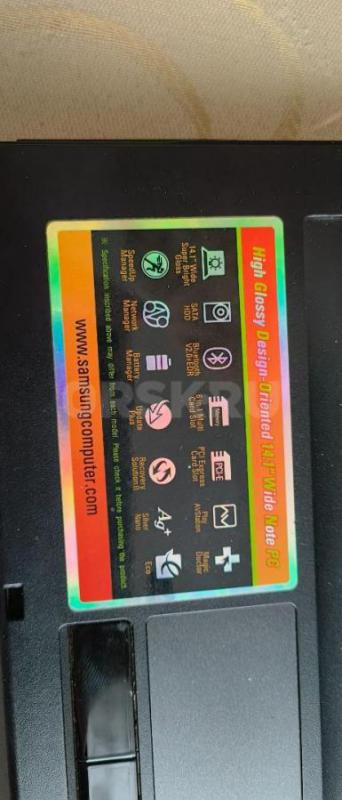 Продам ноутбук Samsung состояние нового, батарея держит очень хорошо, цена чисто символическая для н - Орск