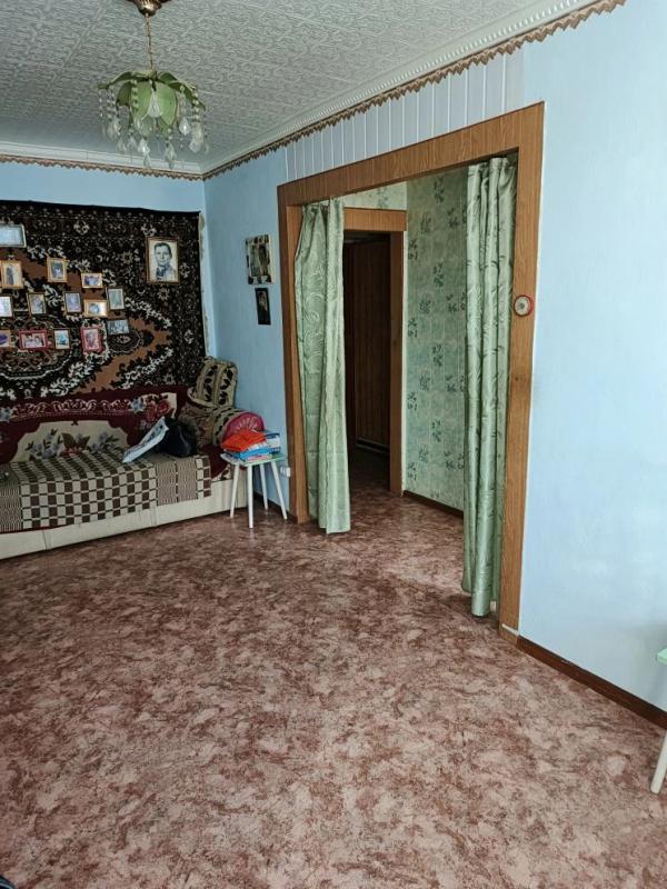 Продается 3-х комнатная квартира, теплая, солнечная сторона, балкон, ремонт косметический - 