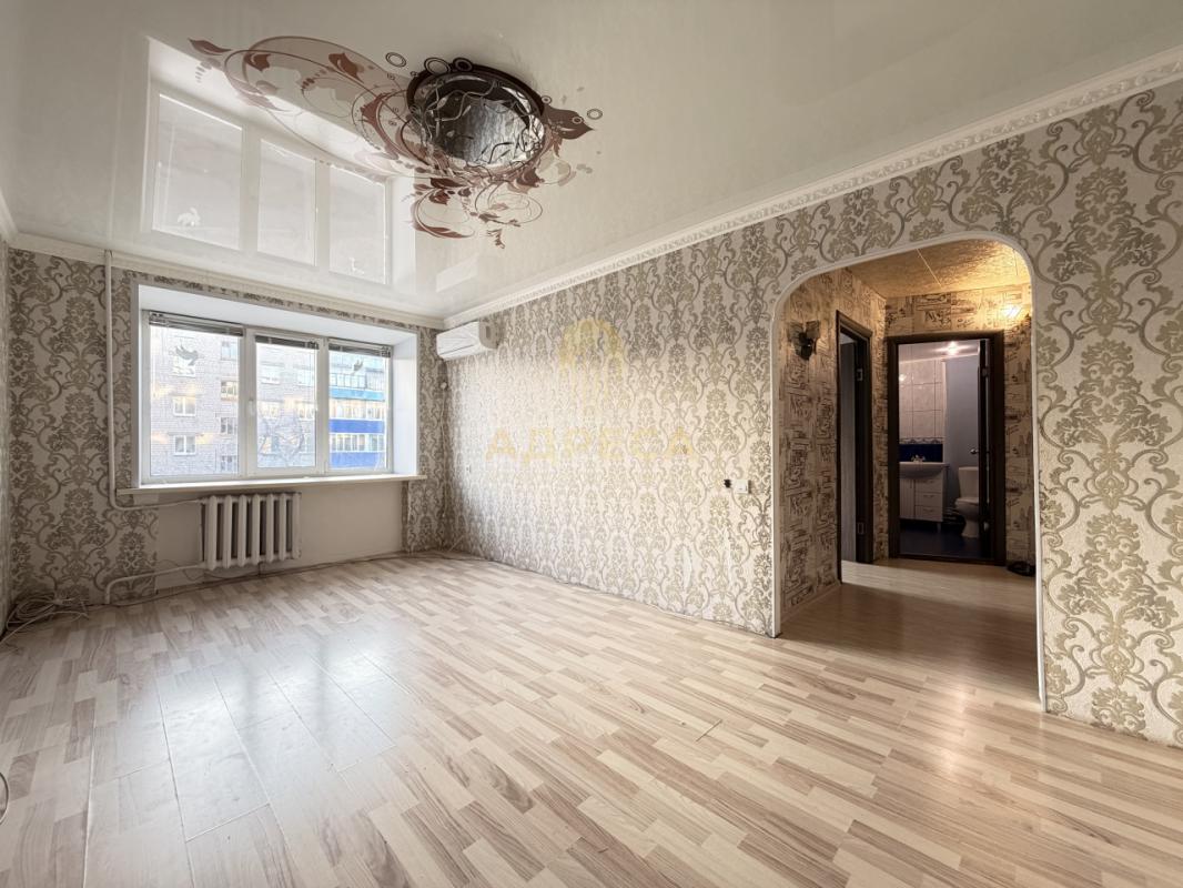 Продаётся просторная 3-х комнатная квартира на 2 этаже 5-ти этажного КИРПИЧНОГО дома. - Медногорск