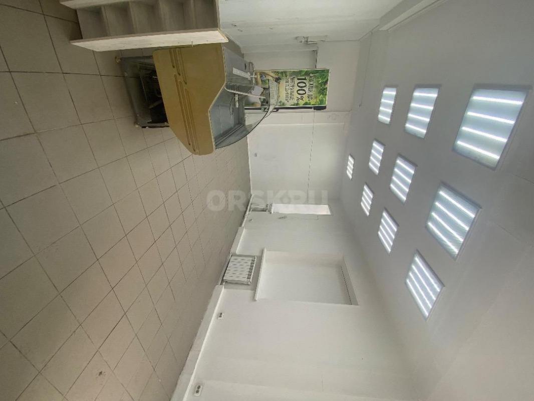 Сдам в аренду помещение свободного назначения.
36,6 кв/м. - Орск