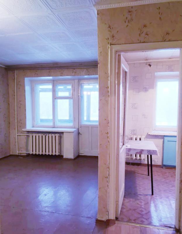 ВНИМАНИЕ, ПРОДАЁТСЯ 1 - КОМНАТНАЯ КВАРТИРА, НА 2 ЭТАЖЕ, В КИРПИЧОМ ДОМЕ, В ЦЕНТРЕ ГОРОДА! - Новотроицк