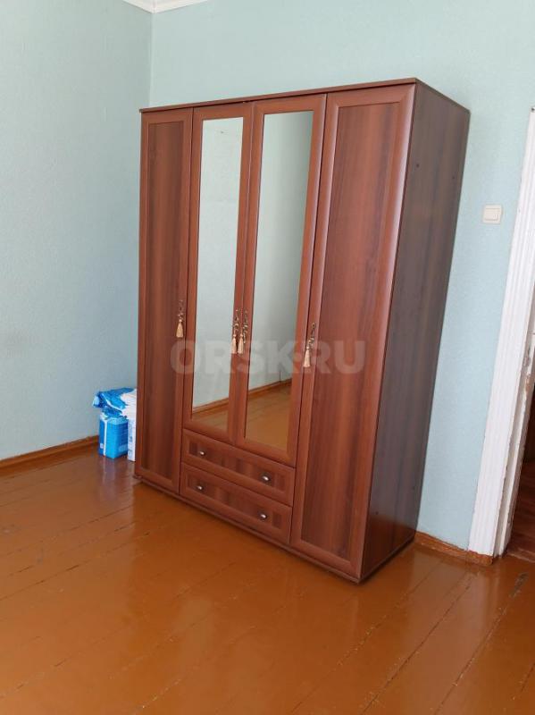 Трехкомнатная квартира в центре Старого города. - Орск