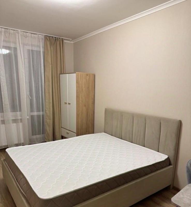 Сдаю благоустроенную 1-комнатную квартиру на длительный срок! - Новотроицк