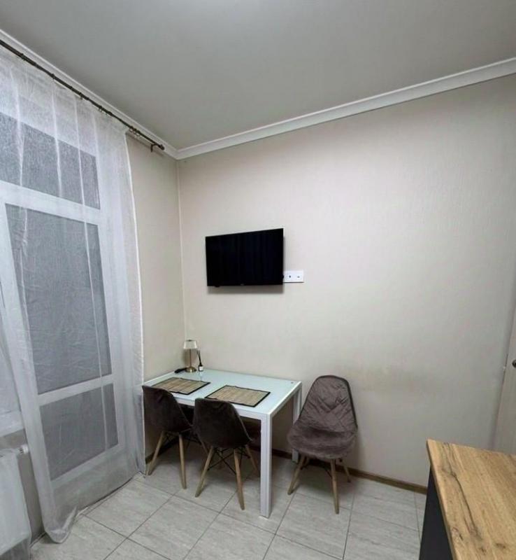 Сдаю благоустроенную 1-комнатную квартиру на длительный срок! - Новотроицк