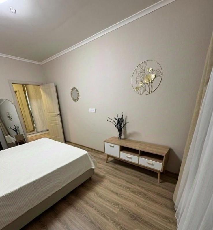 Сдаю благоустроенную 1-комнатную квартиру на длительный срок! - Новотроицк