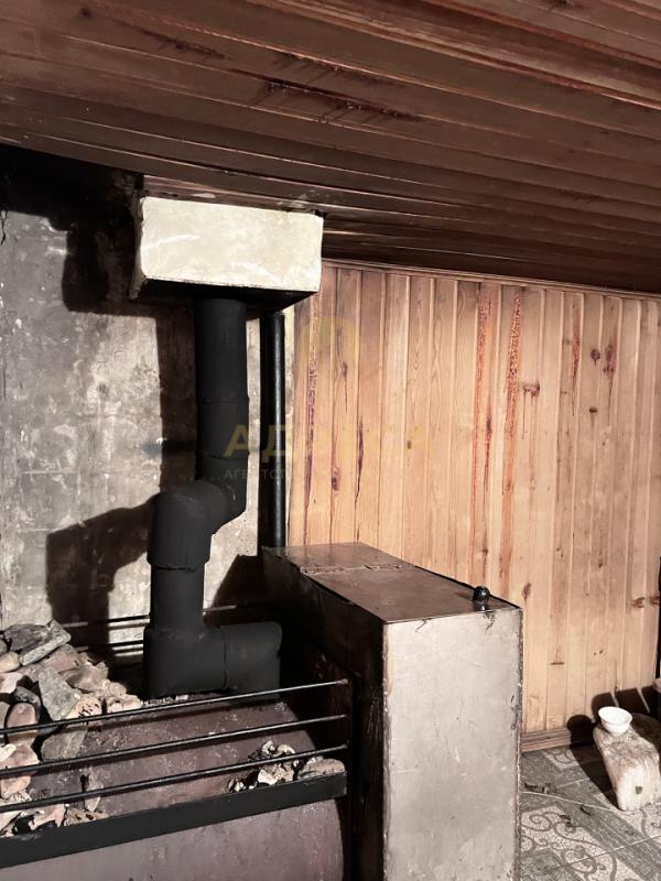 Продаётся 2-х этажный дом с земельным участком площадью 9 соток. - Кувандык