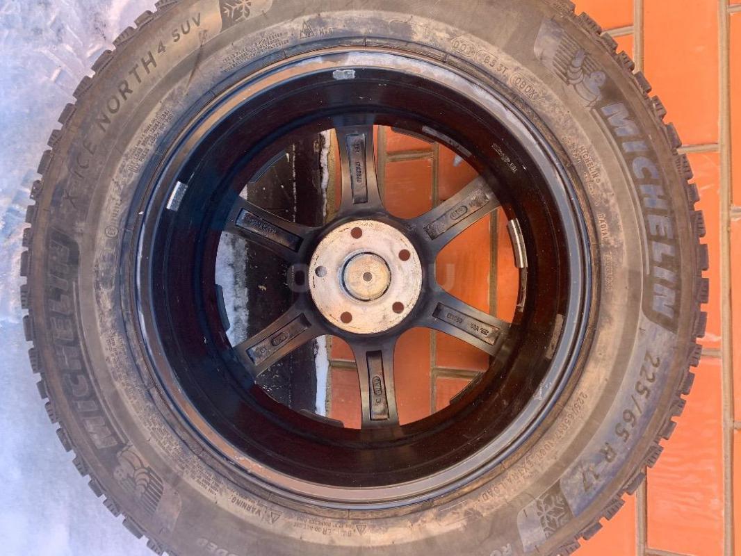 Продам колеса в сборе 225/65/17 резина Мишлен зима в отличном состоянии - Орск