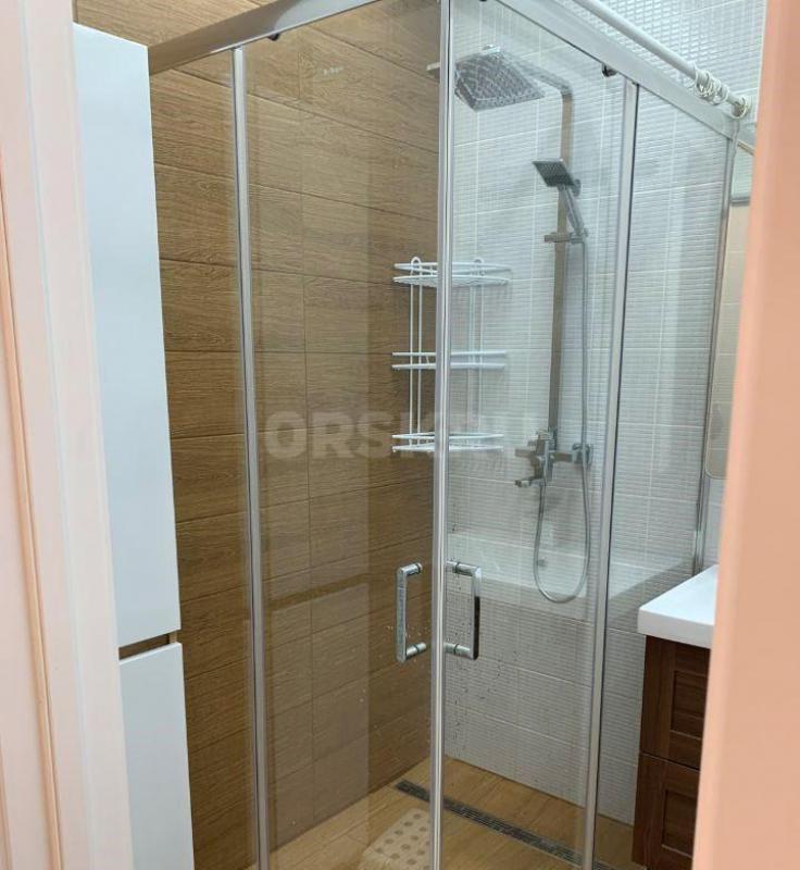 Просторная квартира Краматорская улица, 2а в центре, длительный или короткий срок. - Орск