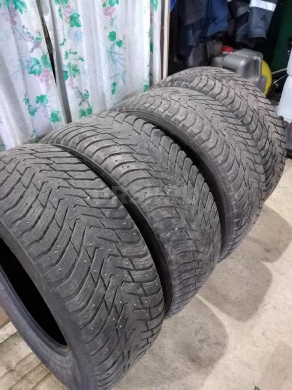 Продам комплект зиней резины б /у ходил один сезон. - Новотроицк
