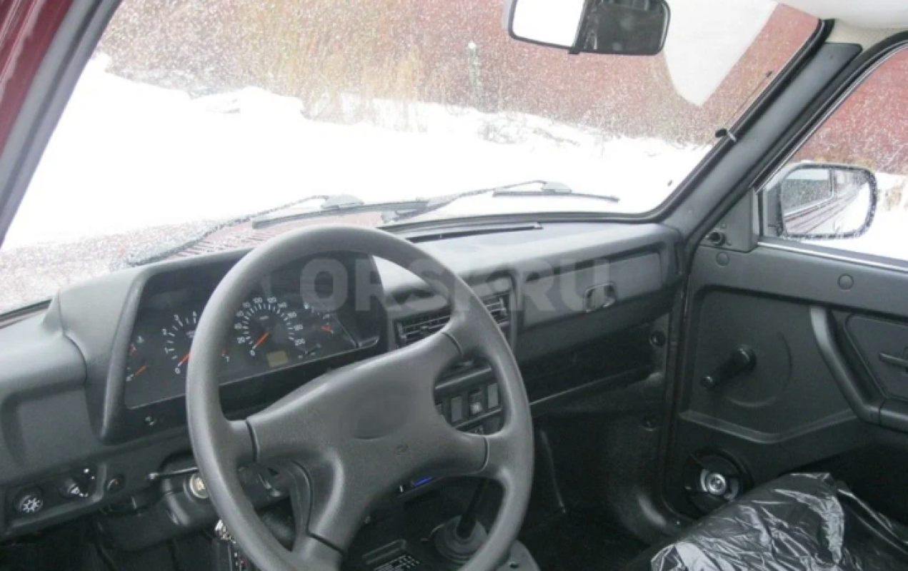 Срочно продам авто 2121 идейном состоянии все вопросы по телефону  89230832498 - Адамовка