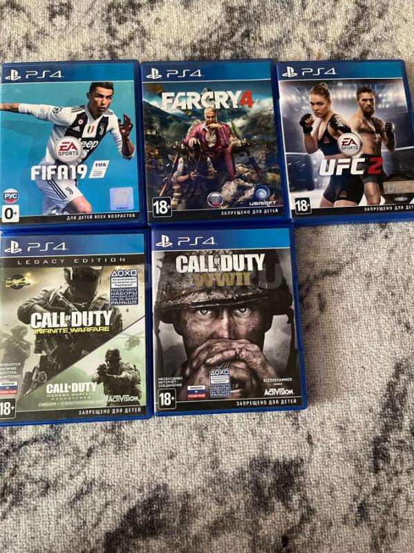 Продам PS4 на 512м - Орск