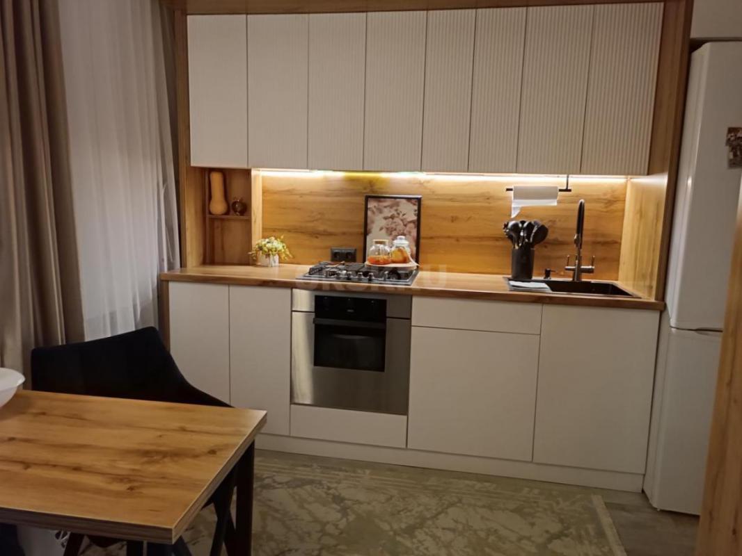 Продам отличную квартиру с качественным ремонтом для себя. - Орск