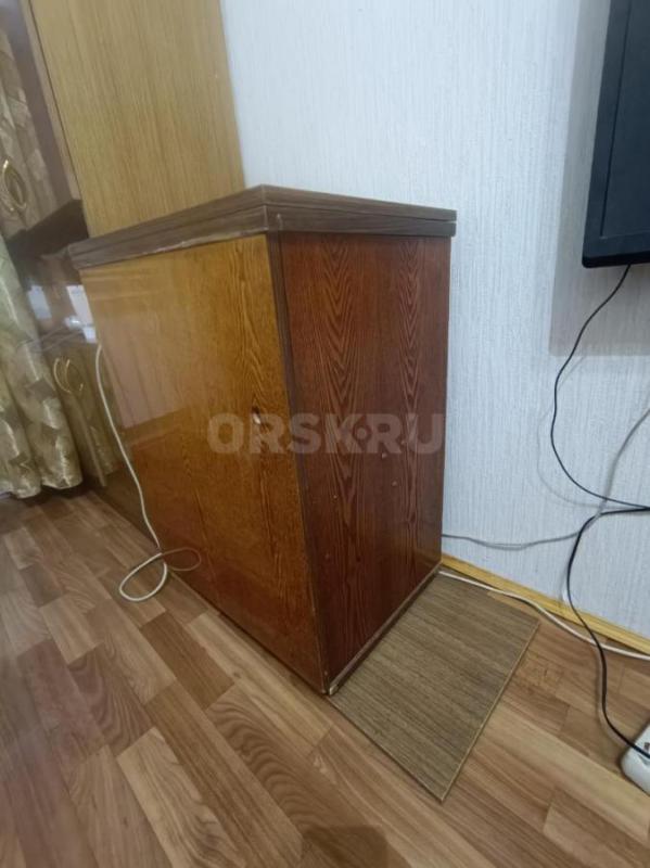 Швейную, кабинетную машинку. - Орск